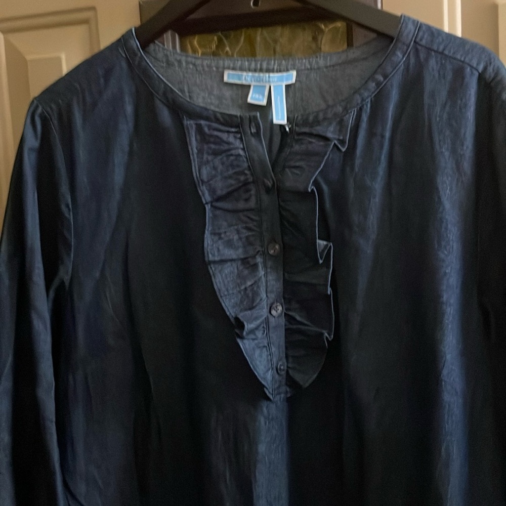 New jeans dress with ruffle and buttons. Bust 46 inches. Length is 39 Size 18X.